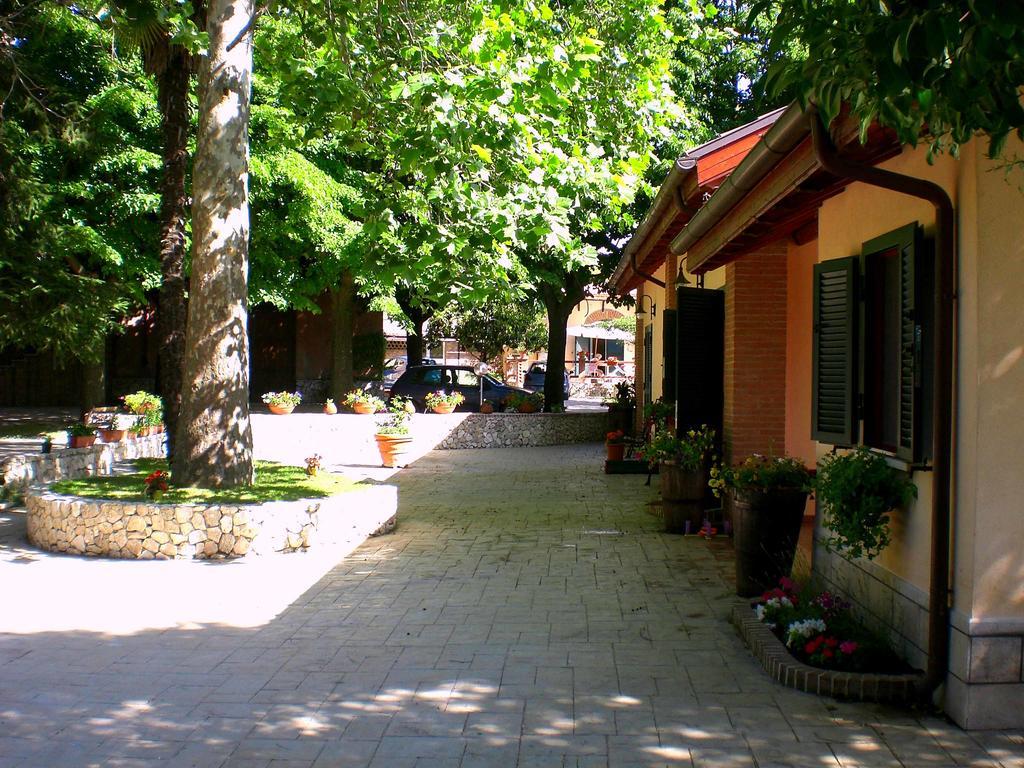 Valle Degli Arci Castel Madama Zewnętrze zdjęcie
